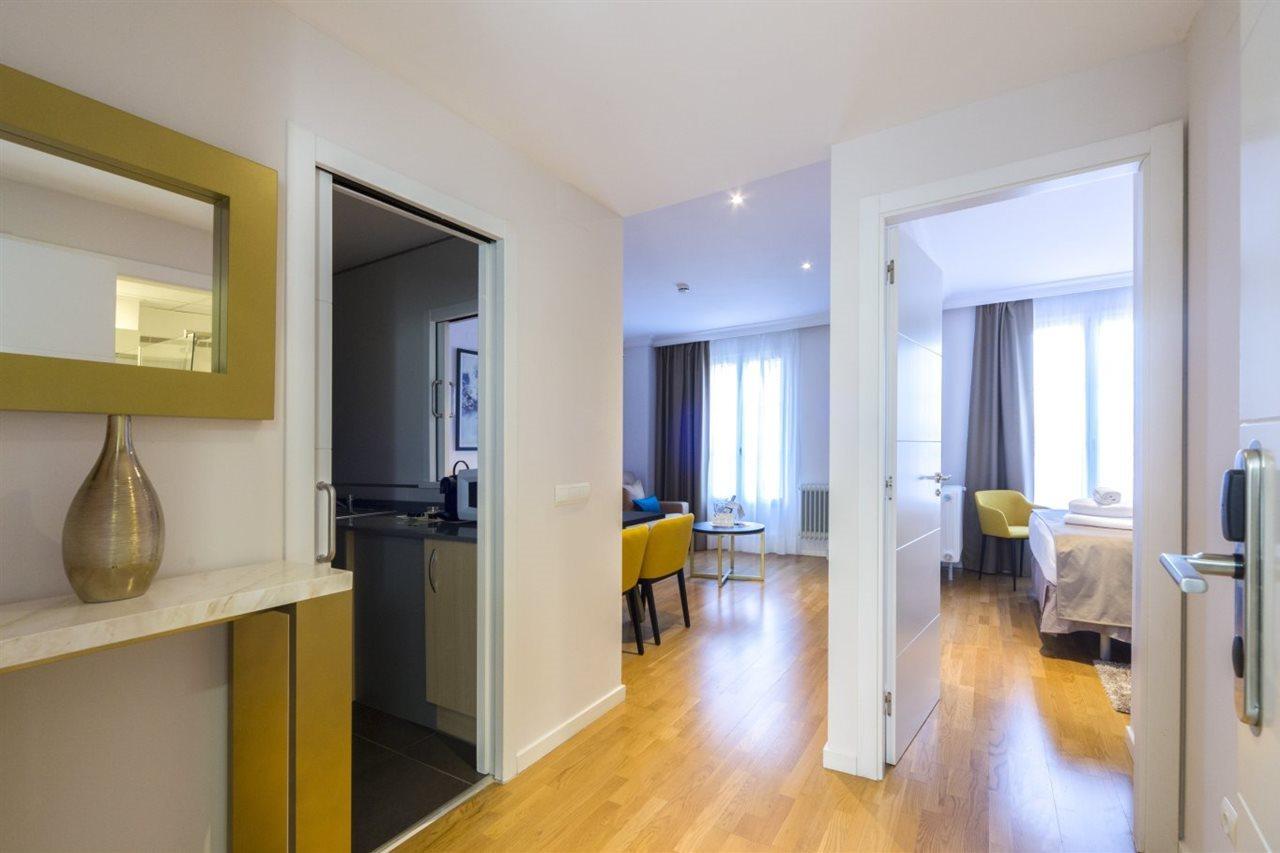 Lh Gran Via Selection Apartman Madrid Kültér fotó
