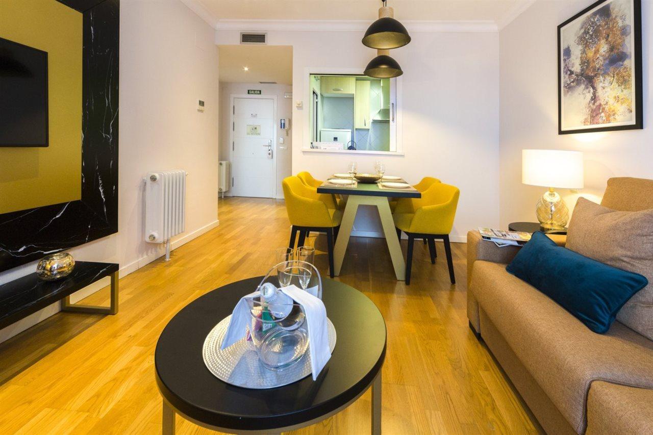 Lh Gran Via Selection Apartman Madrid Kültér fotó