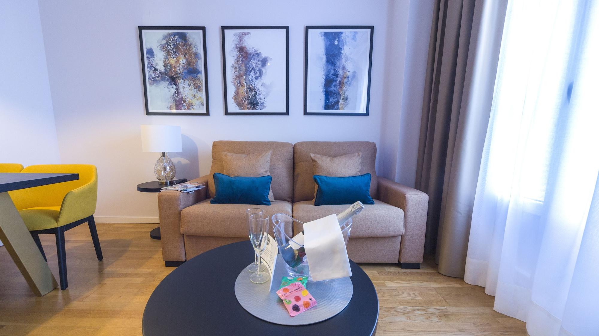 Lh Gran Via Selection Apartman Madrid Kültér fotó