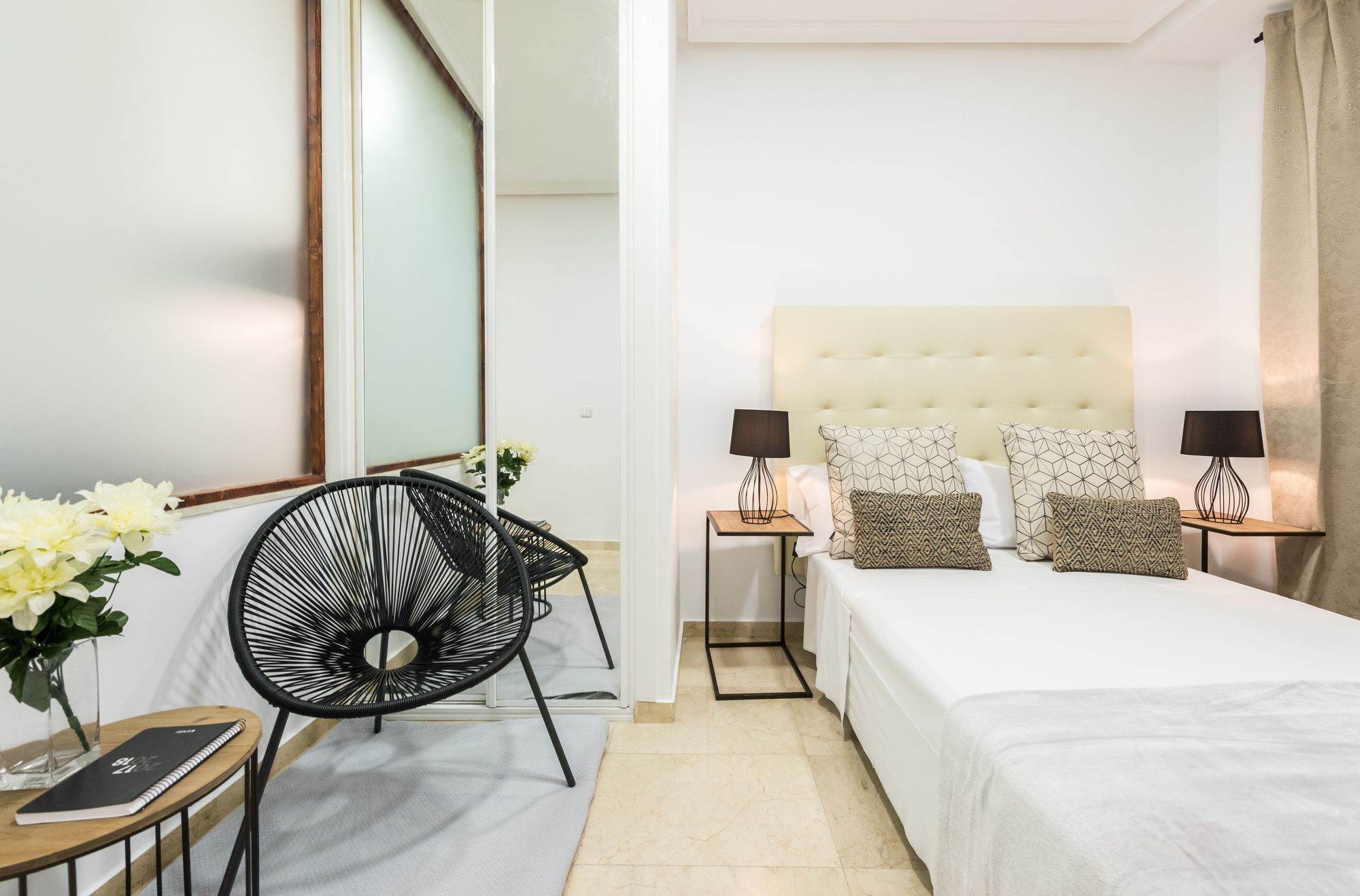 Lh Gran Via Selection Apartman Madrid Kültér fotó